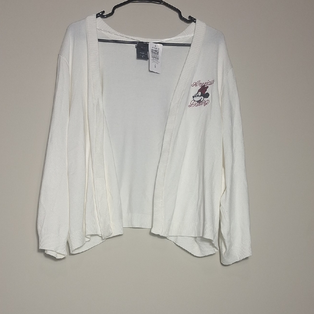 Disney/Torrid 5x Minnie Mouse White Shrug with Embroidered Design 3/4 sleeve NWT
